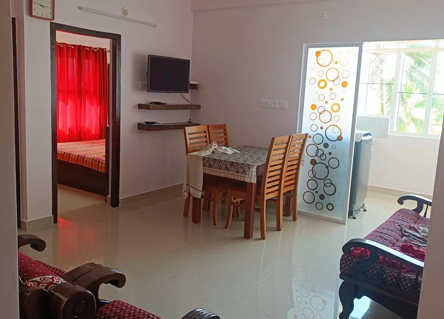 2 Bhk Furnished Flat - 200 M To Guruvayur Temple - For Families Only Apartment 0*,  India